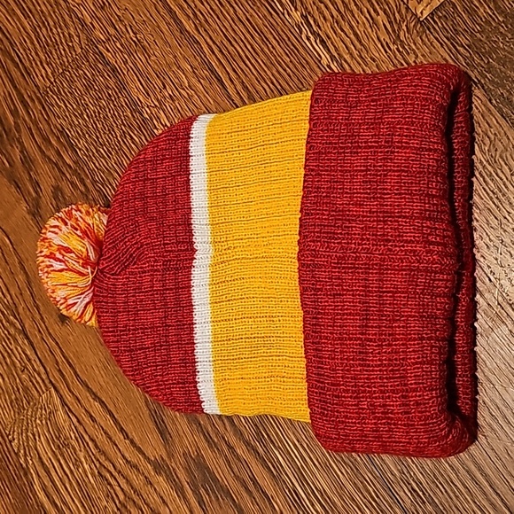 Kansas City Chiefs '47 Beanie Pom Pom Cuffed Knit Hat - Picture 2 of 7